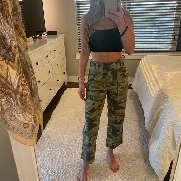 Free People Remy Camo Printed Capri Jeans - Picture 4 of 5